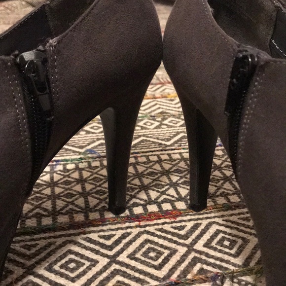 SOLD - Picture 9 of 9